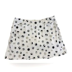 Coral Bay golf skirt with built in shorts. Size XL. Used, great condition.